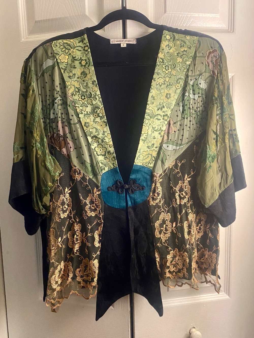 Beautiful Silk Embroidered Floral Kimono Jacket - Green & Gold